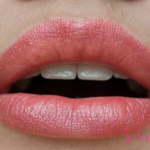 Son Kiko Colour Click Lipstick 02 - Fantastic Coral - Image 3