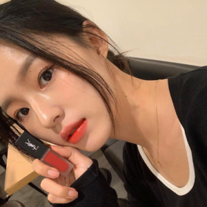 Son YSL Kem Màu 201 Rouge Tatouage - Đỏ Cam - Image 6