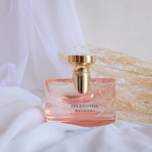 Nước Hoa Nữ Bvlgari Splendida Rose Rose EDP Bvlgari Splendida Rose Rose For Women mang hương thơm nhẹ nhàng hiện đại, được kết hợp từ những tinh chất thiên nhiên ngọt ngào nhưng cũng đầy mạnh mẽ.