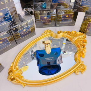 Nước Hoa Nữ Bvlgari Splendida Tubereuse Mystique EDP Bên trong chai nước hoa vẫn được thiết kế bo tròn vòng cung tạo nên vẻ mềm mại, uyển chuyển.