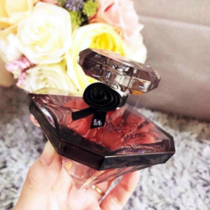 Nước Hoa Nữ Lancôme Trésor La Nuit EDP Hương thơm nước hoa sành điệu, phù hợp với những người phụ nữ hiện đại, cháy bỏng.