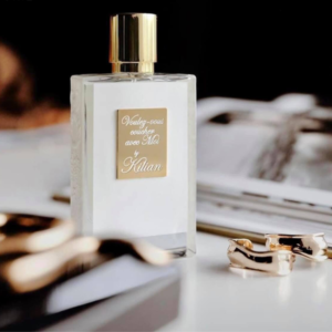 Nước Hoa Unisex Kilian Voulez-Vous Coucher Avec Moi EDP Kilian Voulez-Vous Coucher Avec Moi EDP với hương nước hoa cao cấp độc đáo, thể hiện niềm khao khát được yêu, được quấn quýt của hai cá thể.