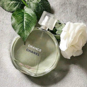Nước Hoa Nữ Chanel Chance Eau Fraiche EDT Những mùi hương hiện đại, tươi mới nhưng vô cùng bí ẩn này sẽ kích thích sự lôi cuốn và lưu trên da rất lâu cho đến khi hương cuối xuất hiện.