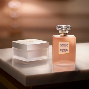 Nước Hoa Nữ Chanel Coco Mademoiselle L’Eau Privee EDP Nước hoa cao cấp Coco Mademoiselle L’Eau Privee giữ lại thiết kế cũ của phiên bản Coco Mademoiselle trước đó.