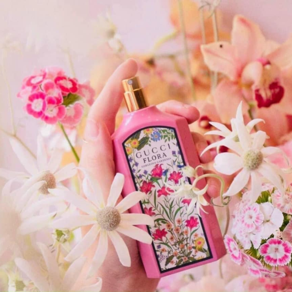 Nước Hoa Nữ Gucci Flora Gorgeous Gardenia EDP Nước Hoa Nữ Gucci Flora Gorgeous Gardenia EDP sở hữu mùi hương độc nhất, quyến rũ, đam mê đầy nữ tính.