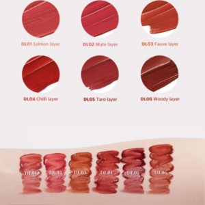 Son Black Rouge Double Layer Over Velvet DL01 Salmon Layer - Màu Cam Đào 6 sắc son lần này của bộ sưu tập Double Layer Over Velvet đều vô cùng trendy, đa số thiên về tone nâu.