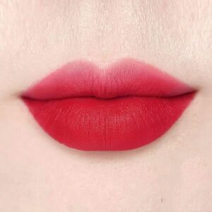 Son MAC Powder Kiss Velvet Blur Slim 889 Ruby New - Màu Đỏ Ruby - Image 6