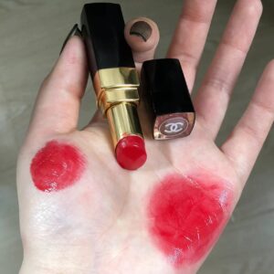 Son Chanel Rouge Coco Flash Hydrating Vibrant Shine Lip Colour 68 Ultime – Màu Đỏ Ruby - Image 3