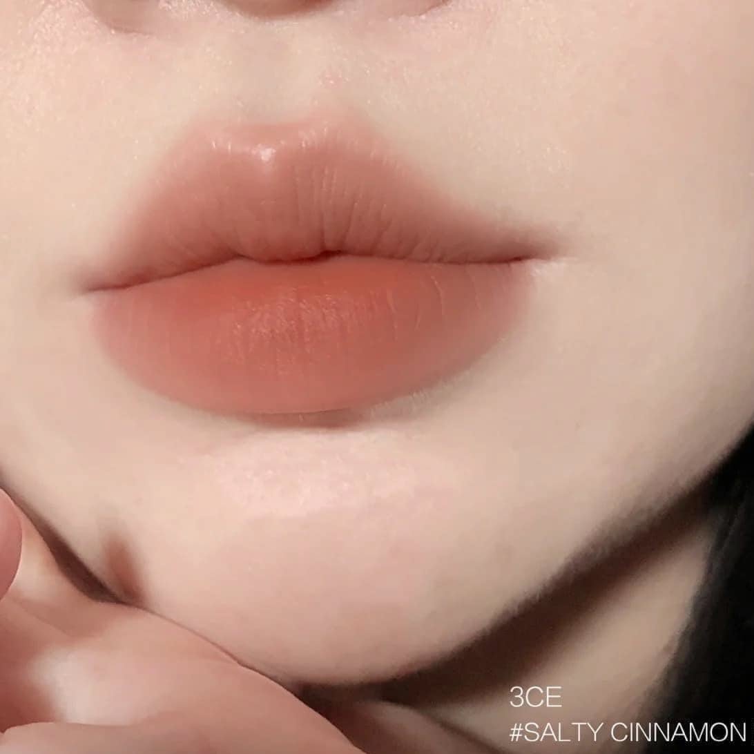 Son 3CE Blur Matte Lipstick Salty Cinnamon - Màu Cam Nâu - Image 2