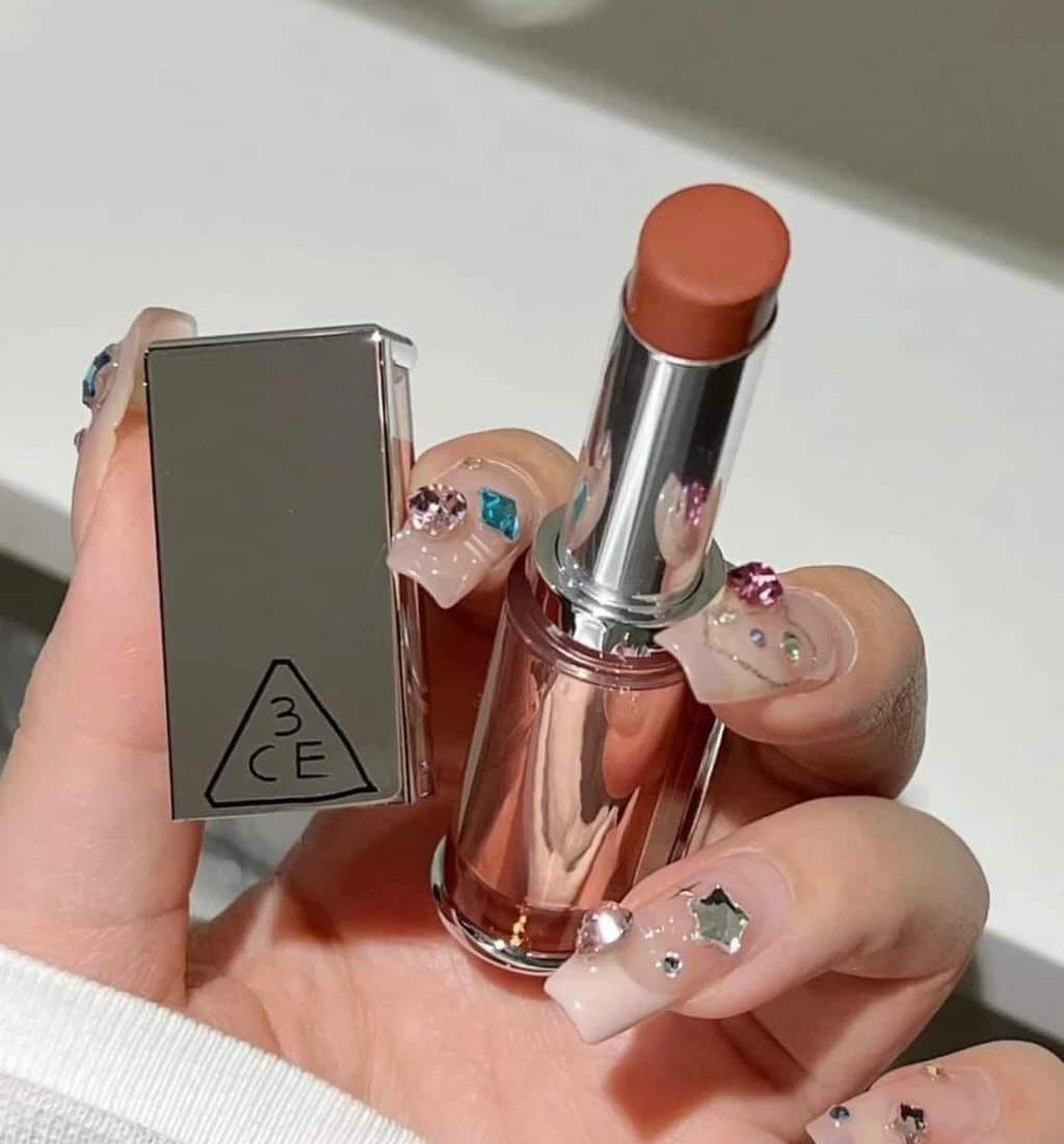 Son 3CE Blur Matte Lipstick Peanut Beige - Màu Cam Đất