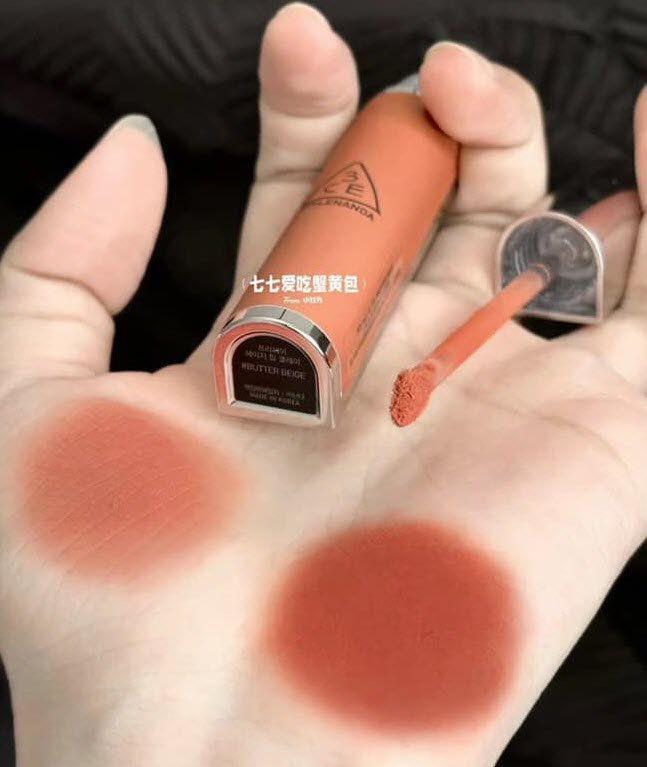 Son Kem Lì 3CE Hazy Lip Clay Butter Beige - Màu Cam Đào Đất