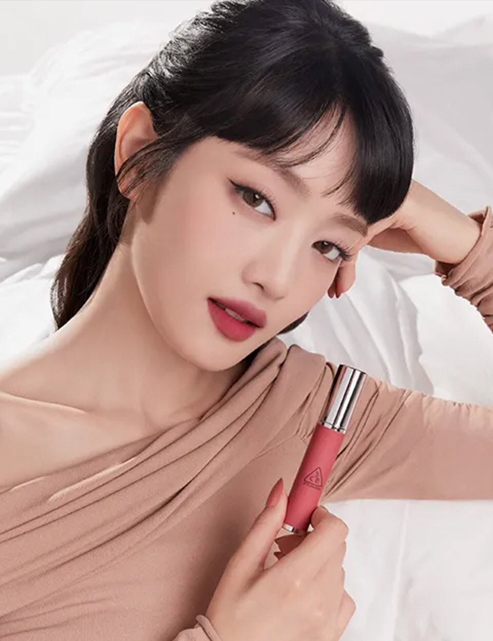Son Kem Lì 3CE Hazy Lip Clay Cherry Fluff - Màu Hồng Anh Đào