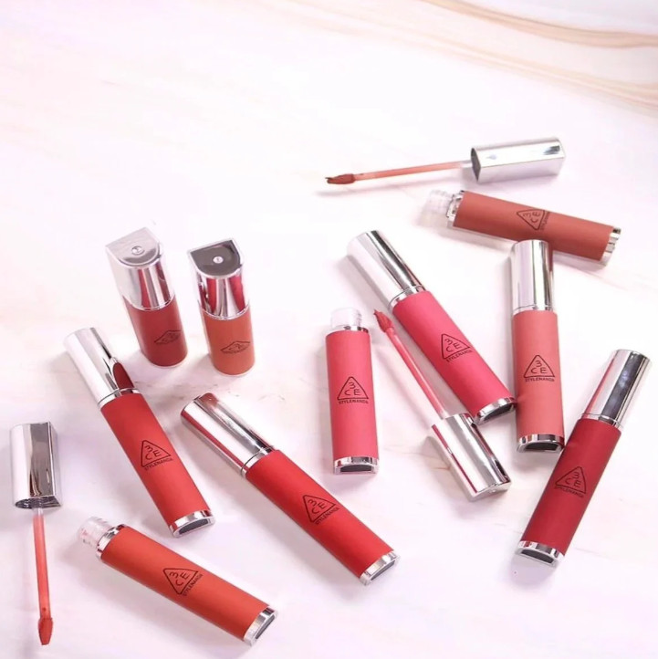 Son Kem Lì 3CE Hazy Lip Clay Warm Brownie - Màu Nâu Đất