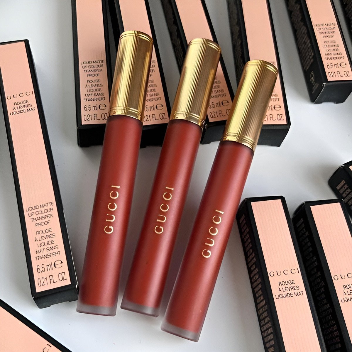 Son Kem Lì Gucci Rouge Liquid Matte 521 Nellie Cherrie (New) - Màu Đỏ Gạch