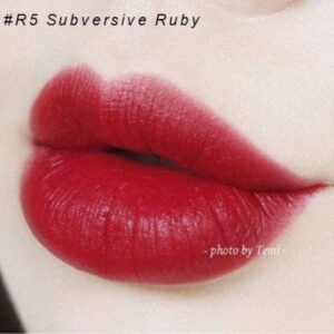 Son YSL Rouge Pur Couture Caring Satin Lipstick R5 Subversive Ruby