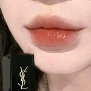 Son Kem YSL Vinyl Cream Lip Stain 610 Nude Champion