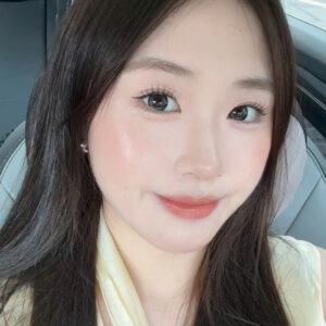 Son Dưỡng Chanel Rouge Coco Baume Tinted Lip Balm 932 Anemone - Màu Cam San Hô - Image 3