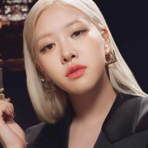 Son Yves Saint Laurent YSL The Slim 1977 Pink Voyage - Màu Hồng Đào (Mẫu Mới 2025) - Image 3