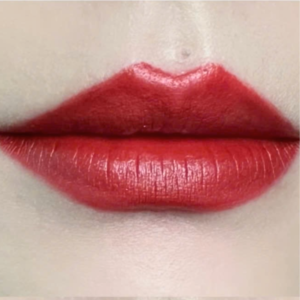Son Prada Monochrome Hyper Matte Lipstick R29 Pompei