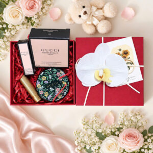 Set Phấn Nước Gucci Phiên Bản Giới Hạn Éternité De Beauté Cushion Limited Edition 2026 – Tone 02 Da Trắng + Son Gucci Matte 208 Hồng Cam Đất